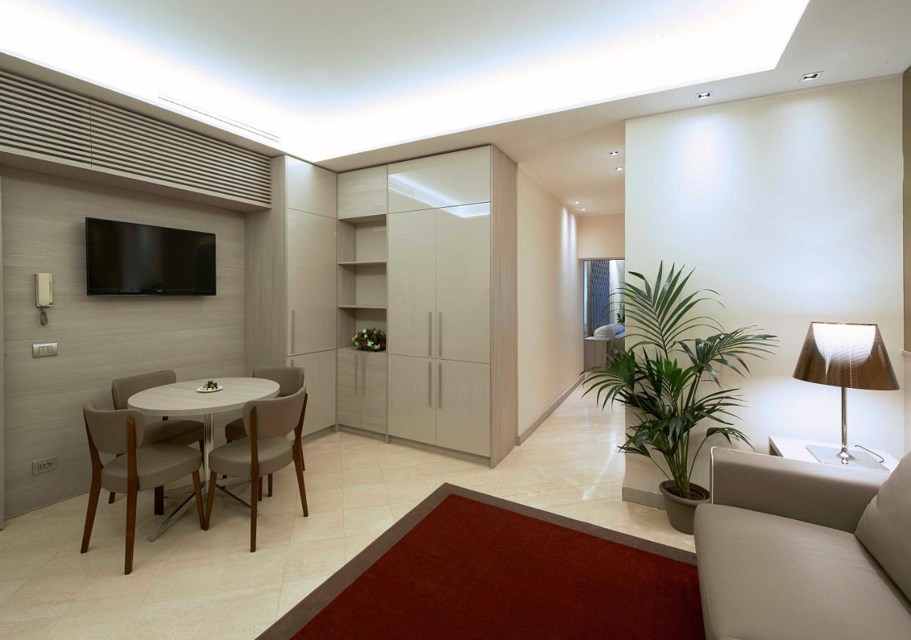 Harry'S Bar Trevi Luxury Apartments - Mignanelli Рим Экстерьер фото