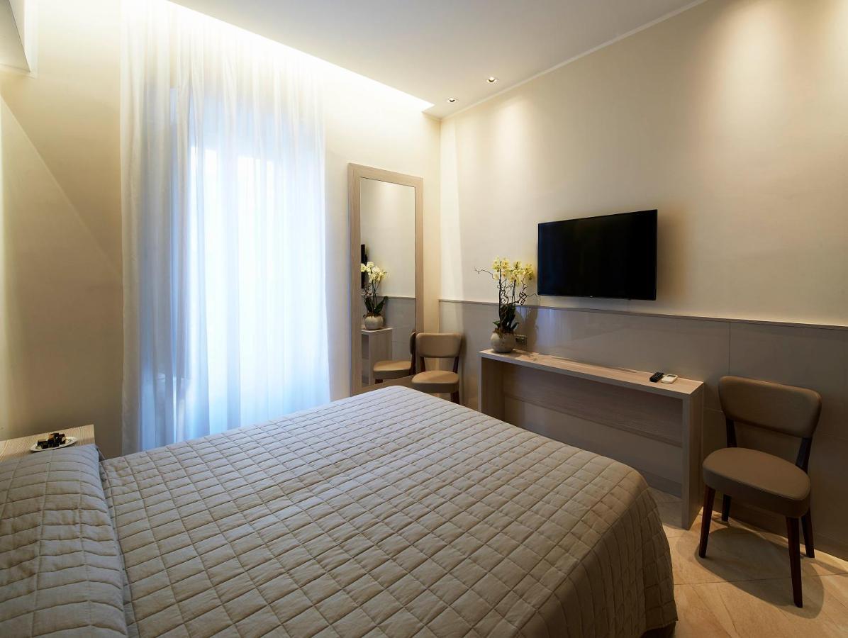 Harry'S Bar Trevi Luxury Apartments - Mignanelli Рим Экстерьер фото