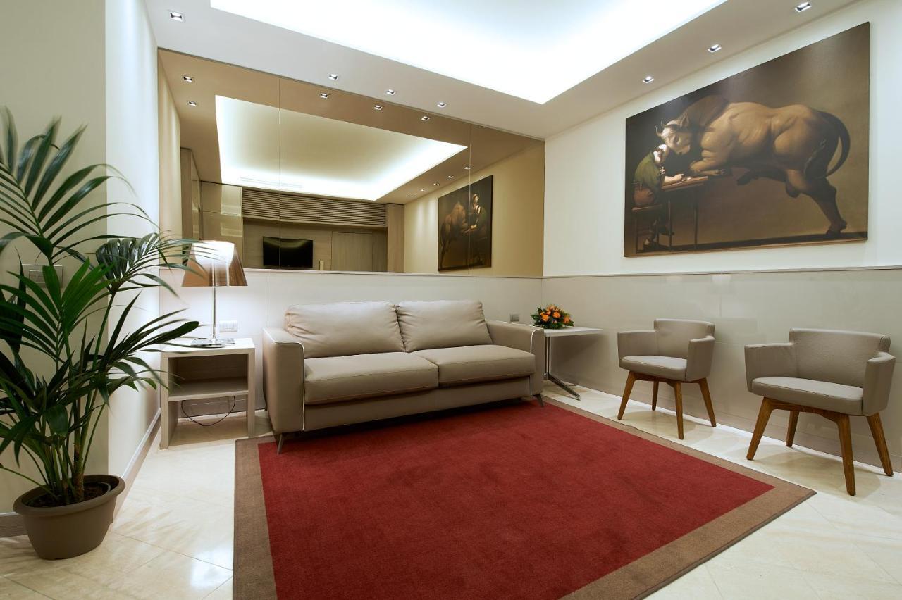 Harry'S Bar Trevi Luxury Apartments - Mignanelli Рим Экстерьер фото
